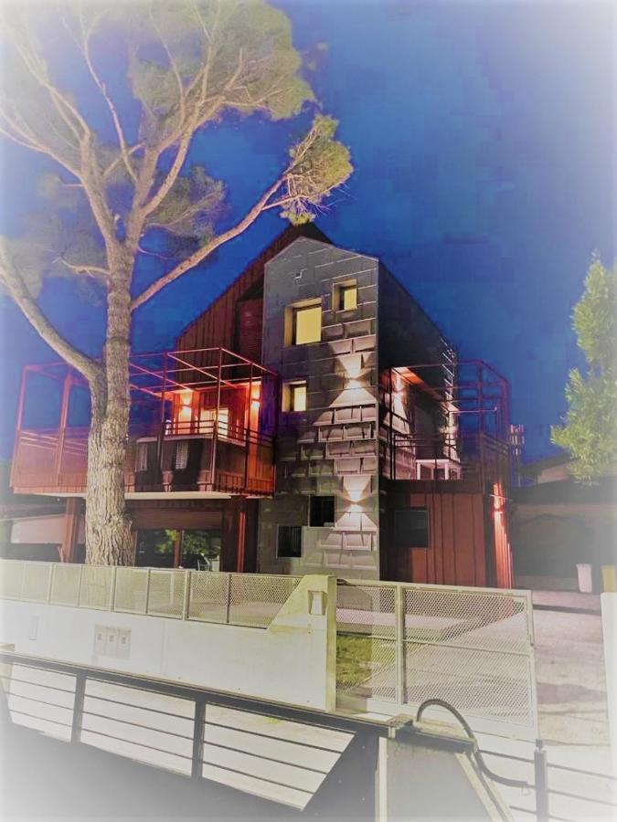 Villa Cisa Con Yacuzzi لينانو سابيادورو المظهر الخارجي الصورة